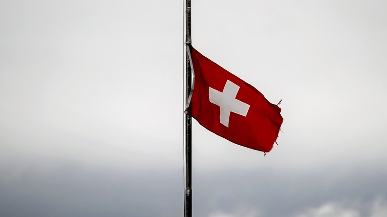 Un journaliste suisse condamné par la justice pour avoir prouvé une défaillance du système électoral