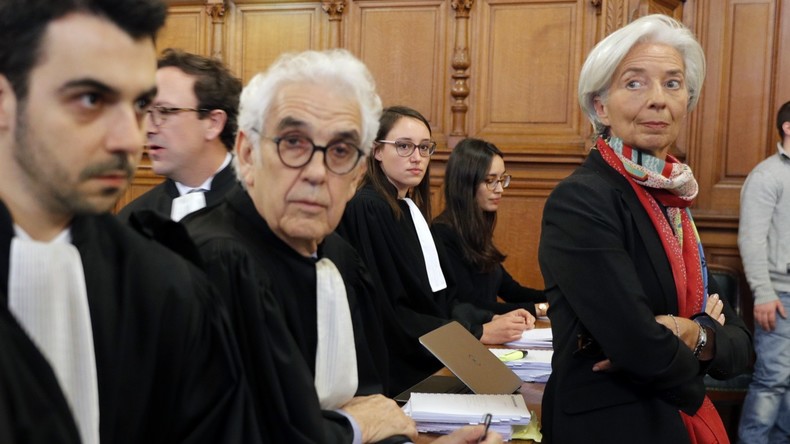 Arbitrage Tapie : le sort de Christine Lagarde sera fixé le 19 décembre