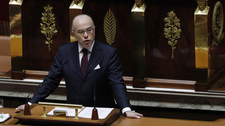 Anis Amri passé en France : Bernard Cazeneuve regrette une «polémique stérile»