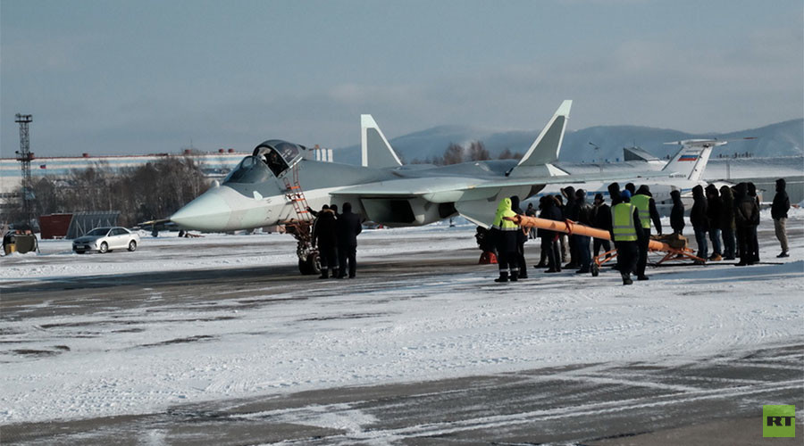 L'avion de chasse le plus manœuvrable de Sukhoï a fait ses premiers vols d'essai (IMAGES)