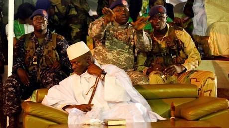A l'issue des élections, le président de Gambie Yahya Jammeh s'apprêterait à reconnaître sa défaite après 22 ans de règne