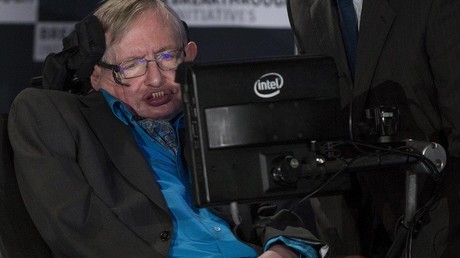 Stephen Hawking : «Nous sommes au moment le plus dangereux de l'histoire de l'humanité»