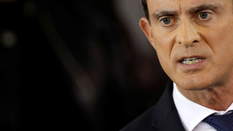 Valls roule avec une plaque impaire malgré la circulation alternée : les internautes s'énervent