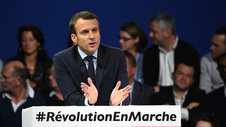 Emmanuel Macron se met «En marche !» vers la présidentielle avec un grand meeting à Paris (VIDEO)