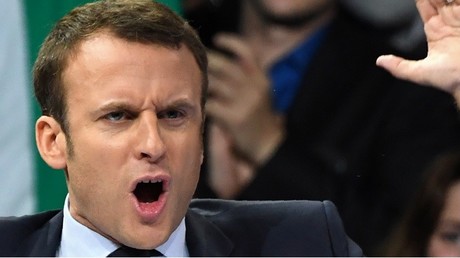 Macron lance des hurlements «hystériques» dans son discours, la toile est morte de rire (VIDEO)