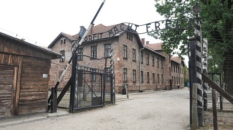 Au musée des Arts décoratifs de Paris, l'architecte nazi d'Auschwitz fait polémique