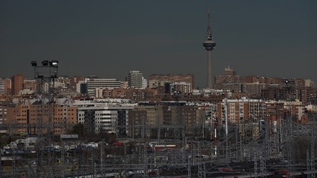 Madrid réduit de moitié la circulation automobile pour combattre la pollution