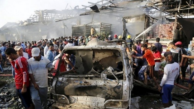 Bagdad : neuf personnes tuées dans un attentat à la voiture piégée (VIDEO)