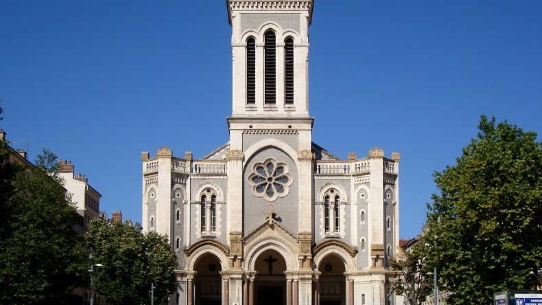 St-Etienne : la crèche de la cathédrale détruite par un incendie volontaire, «une bêtise de gamin» ?