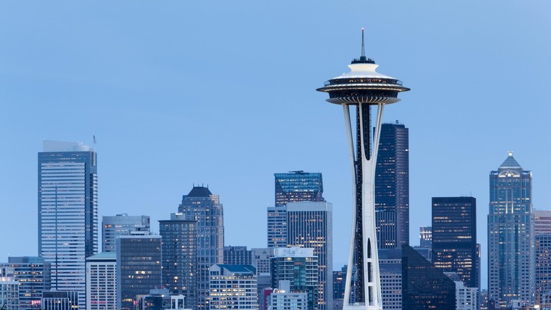 Quand un drone s'écrase sur la tour Space Needle à Seattle (VIDEO)