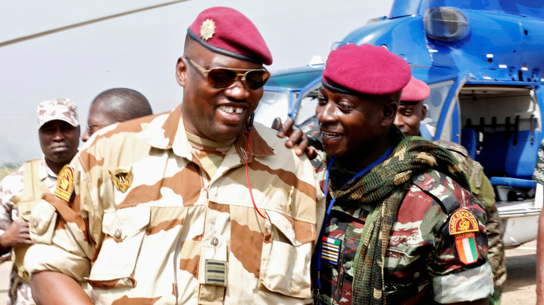 Côte d'Ivoire : après une journée de tensions, les mutins et le gouvernement concluent un accord