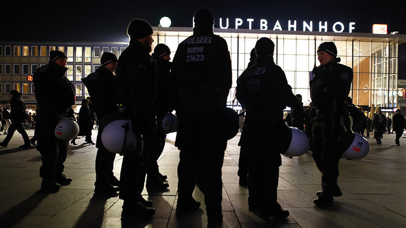 Deux Allemands sur trois pensent qu'un dossier racial pour les migrants faciliterait les enquêtes
