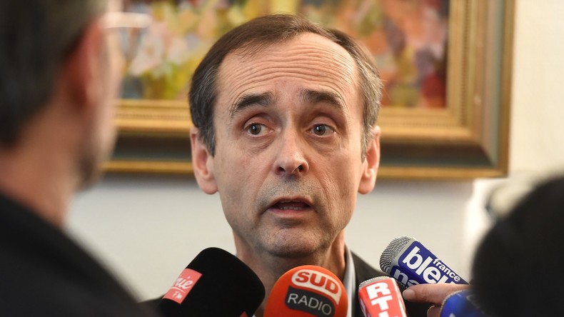 Après avoir été distingué pour ses «mensonges», Robert Ménard s'explique