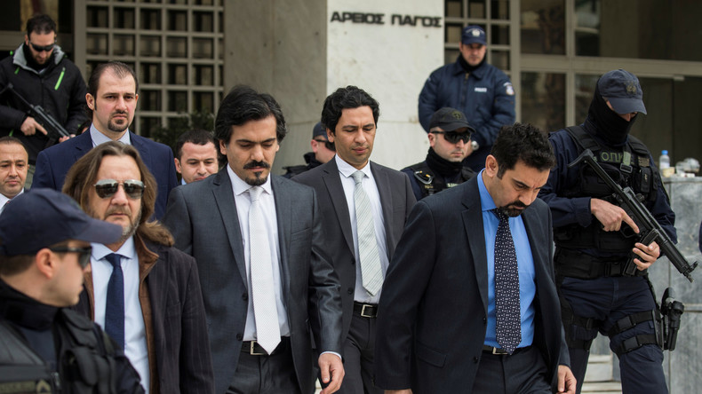 La Grèce n'extradera pas les huit soldats turcs qui ont fui après le coup d'Etat