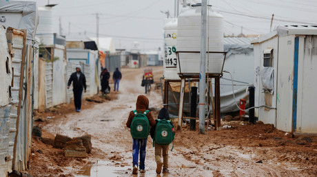 Avec une population de 10 millions d'habitants, la Jordanie accueille près de 14,6 millions de réfugiés syriens : l'armée prend très au sérieux un éventuel repli de Daesh sur la Jordanie après la libération de Mossoul