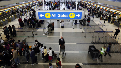 Une importante coupure d'eau transforme l'aéroport de Los Angeles en cauchemar pour les passagers