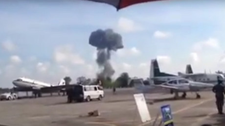 Thaïlande : un jet s’écrase pendant un show aérien destiné aux enfants (VIDEO)