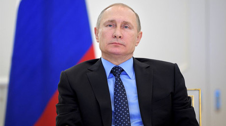 Vladimir Poutine : ceux qui ont commandité le dossier contre Trump sont «pire que des prostituées»