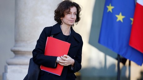 Quel lien entre Audrey Azoulay, l'orthographe et un artiste russe controversé exilé en France ?