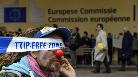 Vote du CETA : les ultralibéraux ont rendu les Européens «orphelins et malheureux»