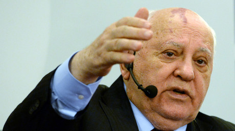 «Alors que le monde se prépare pour la guerre», Gorbatchev veut interdire tout conflit nucléaire