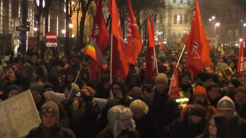 Vienne : des milliers de personnes manifestent contre la tenue du Bal de l’extrême droite