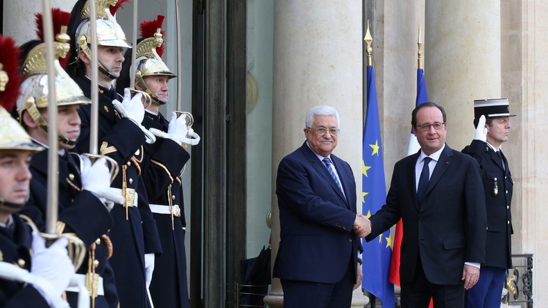 Hollande «veut croire» qu'Israël «peut revenir» sur une loi controversée en faveur des colons