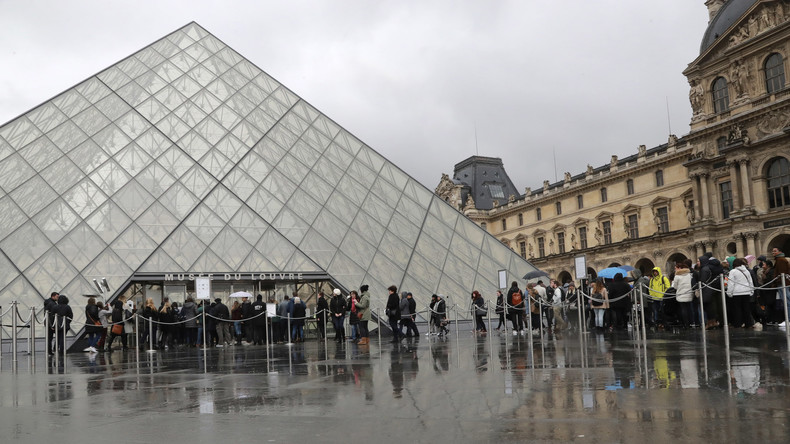 Attaque au Louvre : le suspect affirme qu'il voulait taguer des œuvres d’art