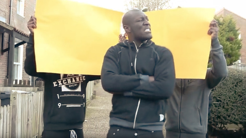 Londres : la police défonce la porte du rappeur Stormzy, le prenant pour un cambrioleur