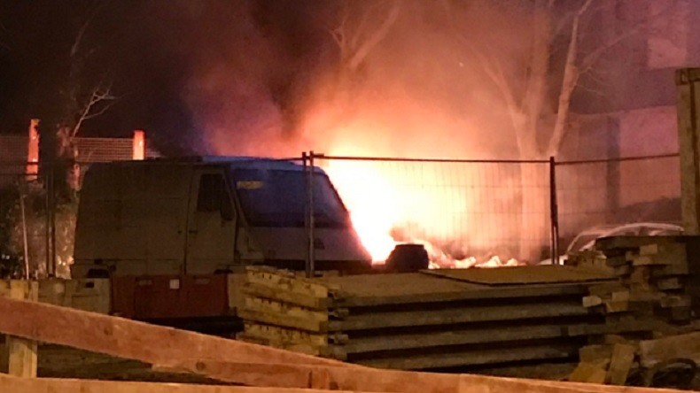 Un véhicule aurait été incendié à Clichy-sous-Bois après le match PSG-Barcelone
