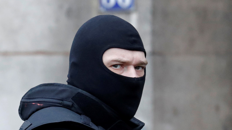 Angers : les violences nocturnes se poursuivent après l’affaire Théo