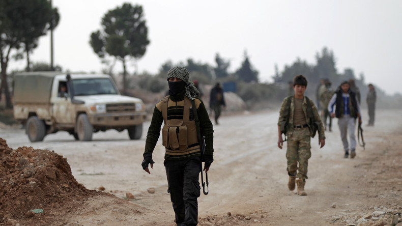 Syrie : des dizaines de morts dans un attentat à la voiture piégée revendiqué par Daesh