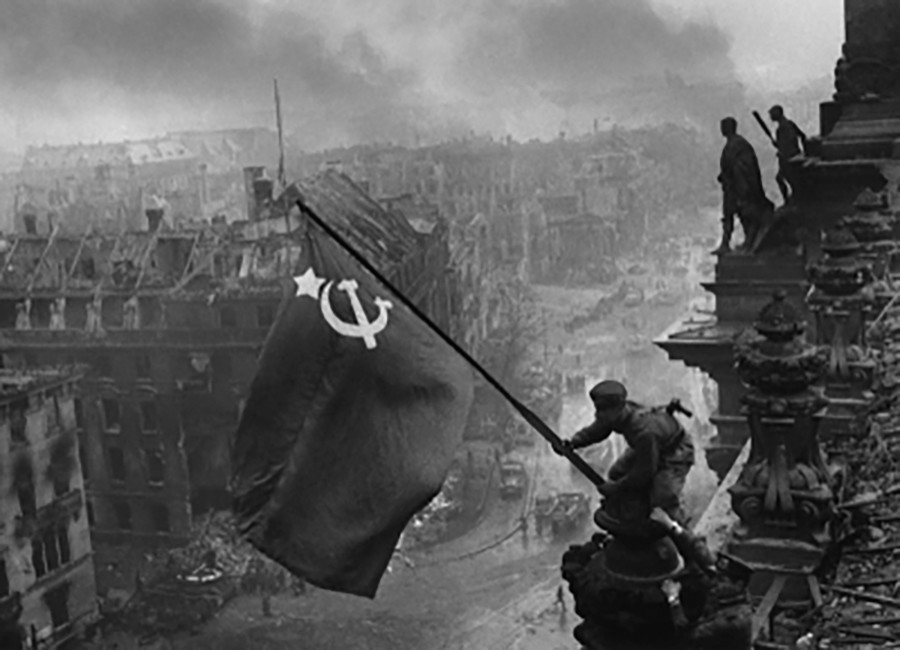La Russie construit une réplique du Reichstag pour les enfants de la Jeune armée