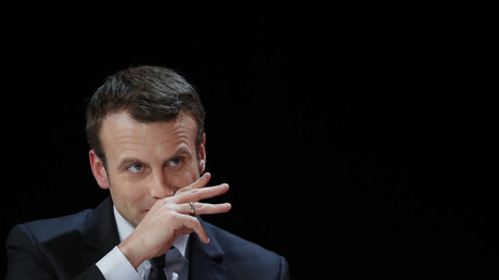 Emmanuel Macron comme candidat neuf et hors système - «une escroquerie absolue»