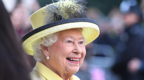 Jubilé de saphir pour la reine Elizabeth II (VIDEO)