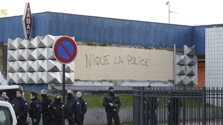 Seine-Saint-Denis : pour un «spectacle» ou «faire le buzz», et condamnés pour violences