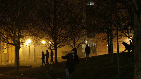 Des émeutiers à Bobigny, le soir du 11 février (photographie d'illustration)