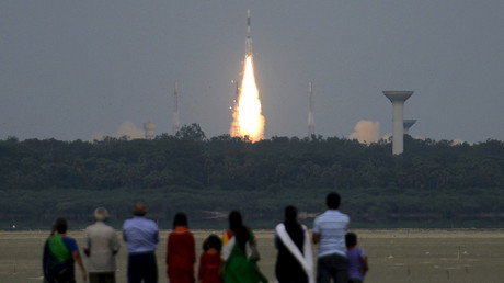 L'Inde met en orbite un record de 104 satellites (VIDEO)
