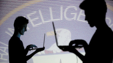 Des voyants à la CIA  : «C’est absurde, un gaspillage des dollars du contribuable»