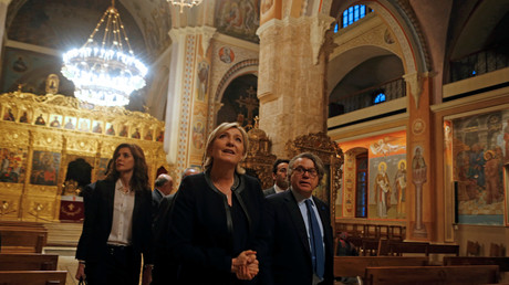 Refusant de porter le voile, Marine Le Pen n'a pu rencontrer le grand mufti à Beyrouth (VIDEO)