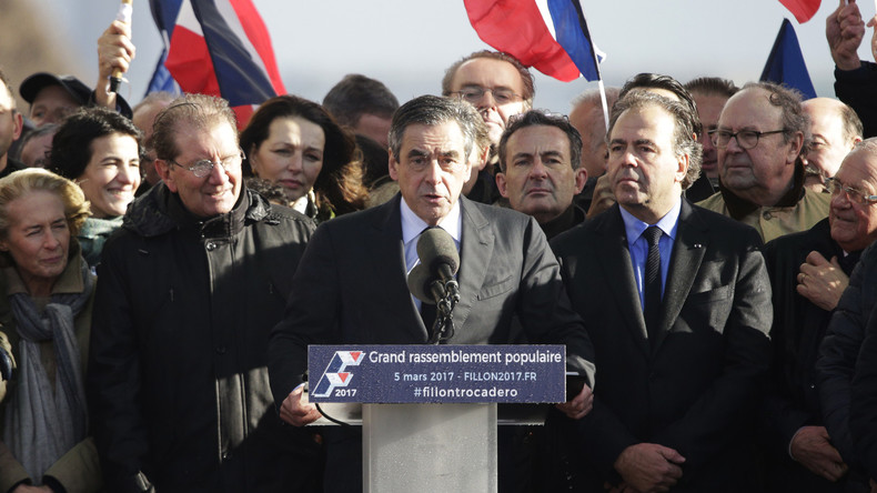 Fin de la crise à droite : «La ténacité de François Fillon», sa meilleure arme ou son pire ennemi ?