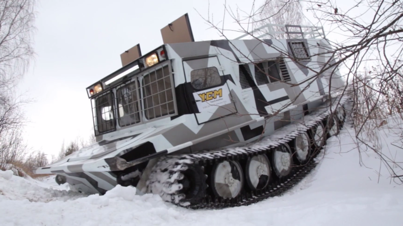 Monster-truck à la russe : entraînements spectaculaires du nouveau véhicule tout-terrain