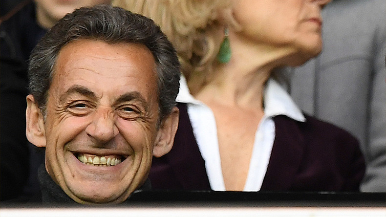 Barça-PSG : le supporter Nicolas Sarkozy évacué par la sécurité après avoir défié le stade entier