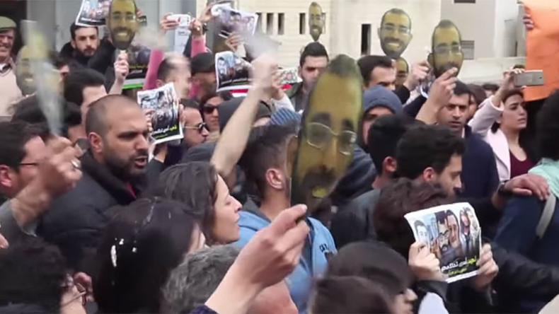 La police israélienne asperge de gaz lacrymogène des manifestants en Cisjordanie (VIDEO)