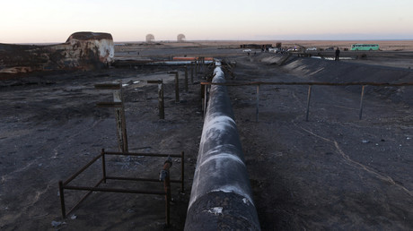 Libye : des groupes armés s'emparent d'un important terminal pétrolier