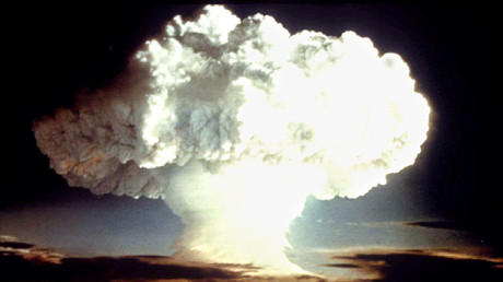 Un essai nucléaire effectué en avril 1954