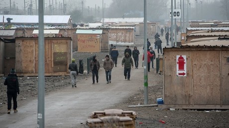 Bras de fer entre le maire de Grande-Synthe et Le Roux sur le démantèlement du camp de migrants