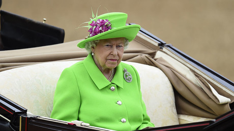La reine donne son assentiment au déclenchement du Brexit
