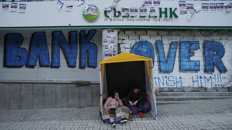 L’Ukraine décrète des sanctions contre les banques russes