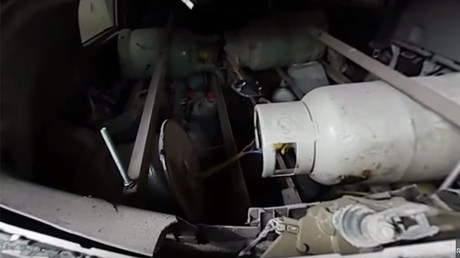 Lors d'un reportage à 360°, Ruptly filme une voiture piégée prête à l'emploi à Mossoul 